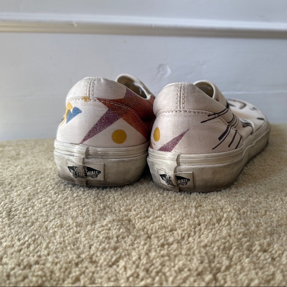 Vans Cream and Red Slip-On Sneakers with Geometric Pattern - Picture 3 of 5